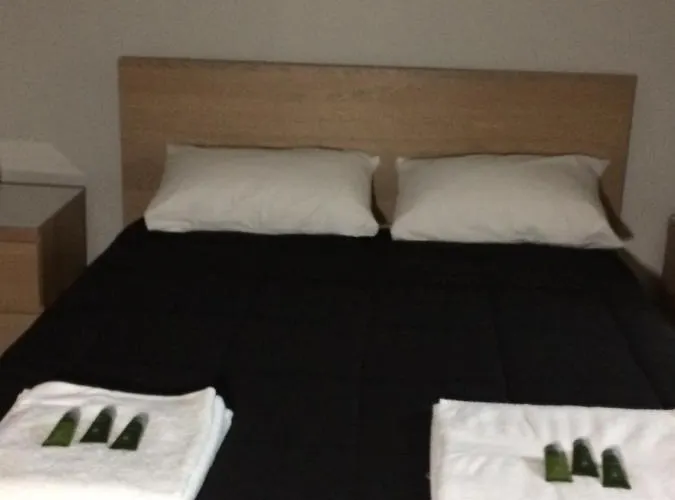 Native Rose Hotel Sydney